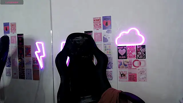 Amanda_Butlerr webcam