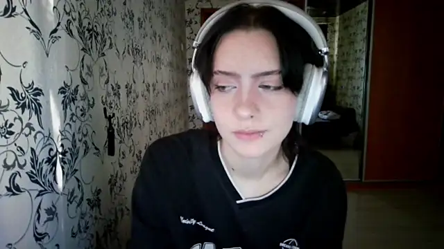 lxaybloom - LxayBloom's free webcam - UK Sex Cams