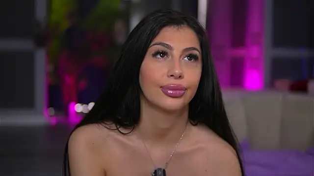 MissMeganMoon webcam