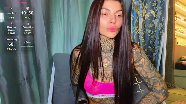 tattooedBabyy webcam