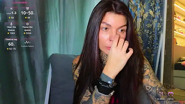 tattooedBabyy webcam