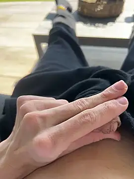 sturmi18 (M young) - Outdoor Stream