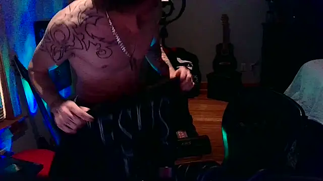 LEVIATHANX666 webcam