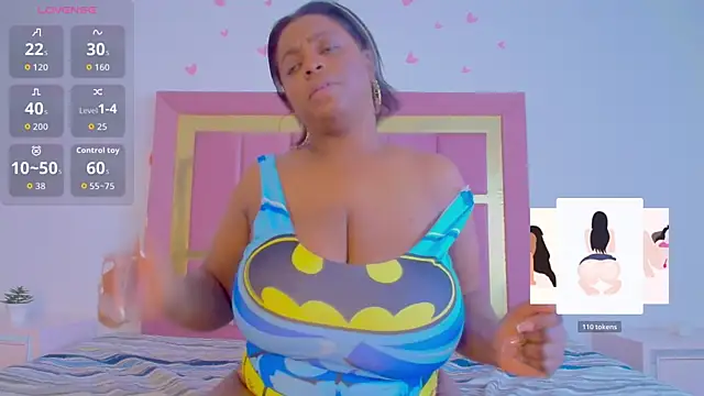 PenelopeBoobss webcam