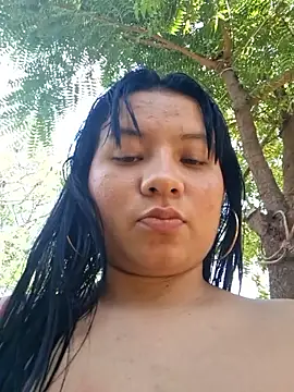 hot-mom22 (G young) - SQUIRTS RIDING DILDO OUTDOORS