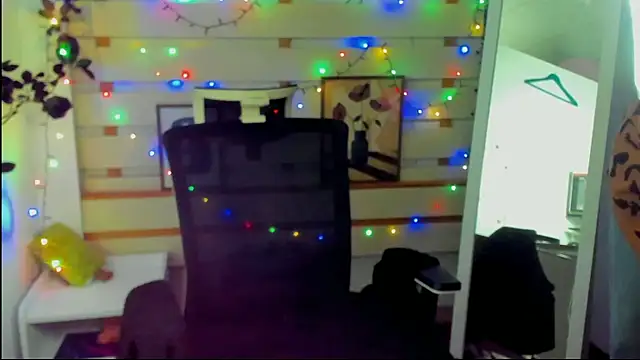 Josephine_Kiss webcam