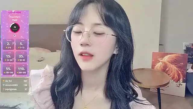 美女-ruoruo-在线直播