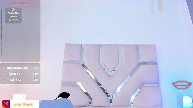 Thayler_jones webcam