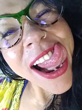 naughty_doll_horny webcam