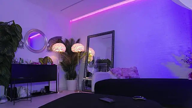 AnnastasiaJune webcam