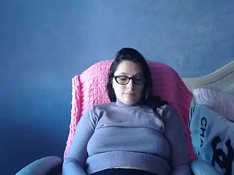 LuckyLisa23 webcam