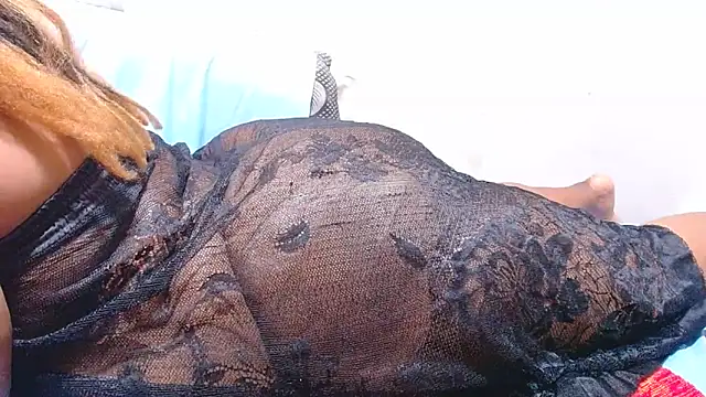 MatureBootyBabe4Uxx webcam