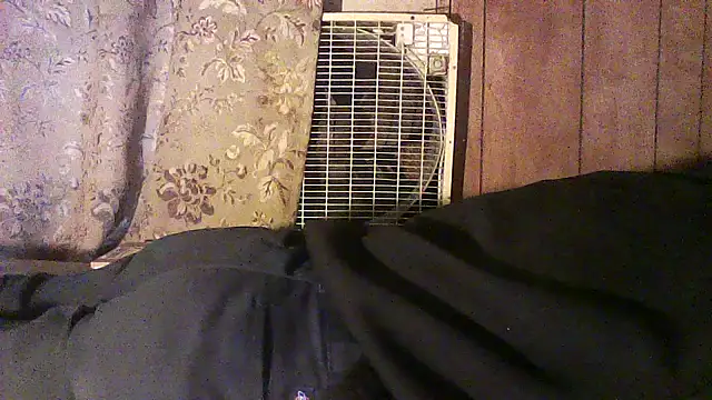 luke_thighwalker2469 webcam