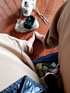 Leticia_Hinkley_ webcam