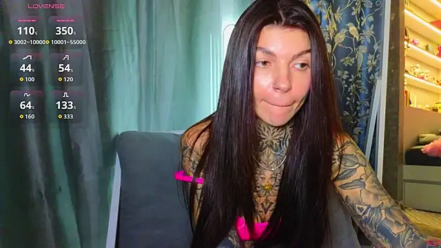 tattooedBabyy webcam