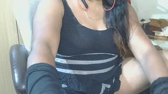 Cute_Ruhi99 webcam