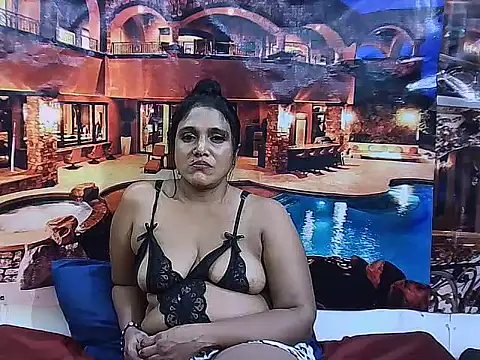 IndianSexyLady20 webcam