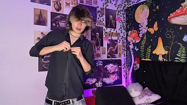 Noah_blackwood webcam