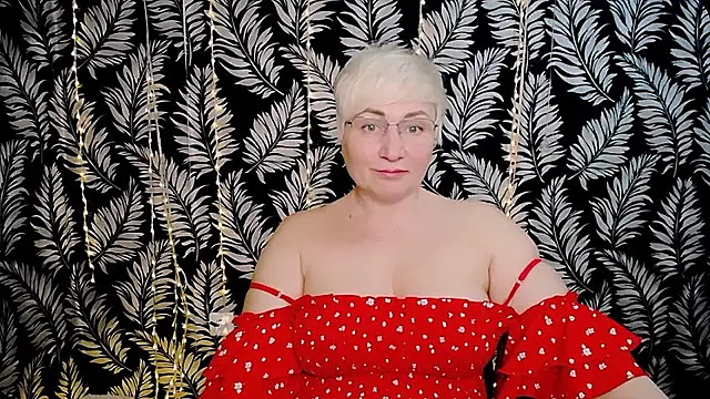 Olivia_playful webcam