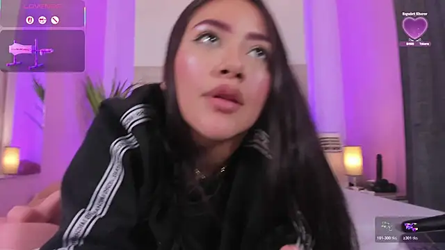 nicolle_pierce webcam