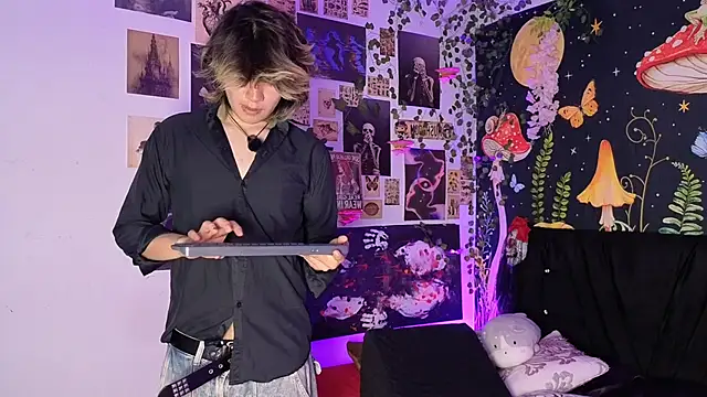 Noah_blackwood webcam