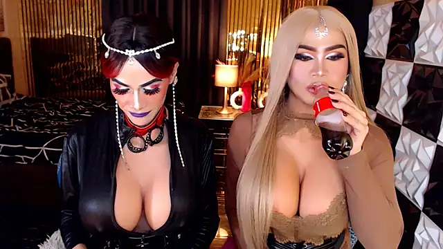 MonstrousCockDiva webcam