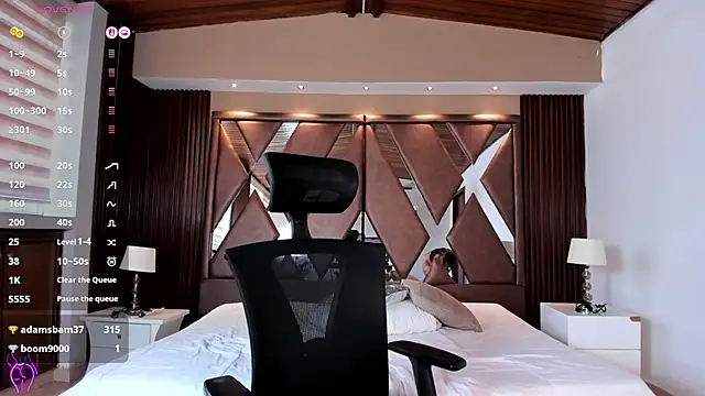 IsabellaaJoness webcam