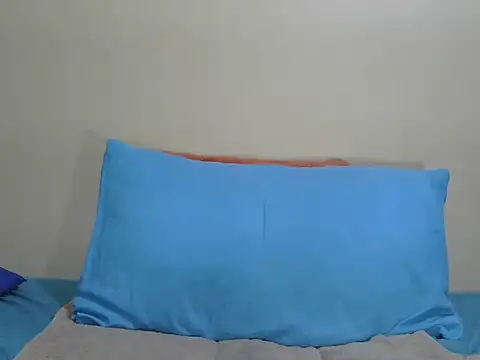 LICKABLETASH98 webcam