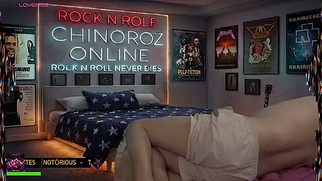 chino_roz webcam