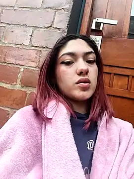 Victoria_Beaumont webcam