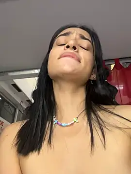 Webcam Model (leilani_X)  is live.Free join now!