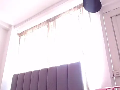 saara_johnson496 webcam