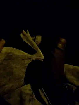 kingcobraclassy (Ask my age) - Cumshot now