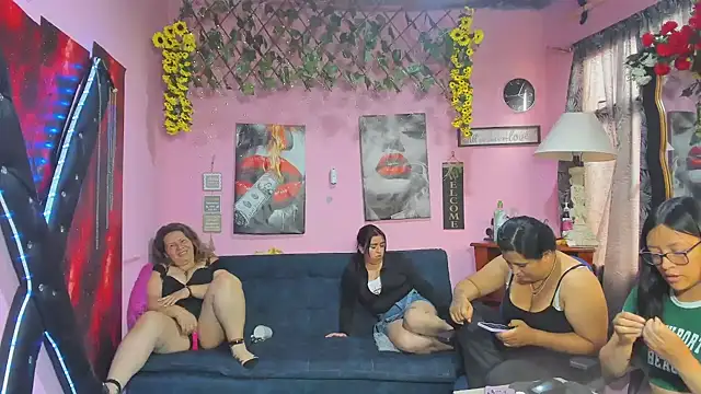 lesbiancuple webcam