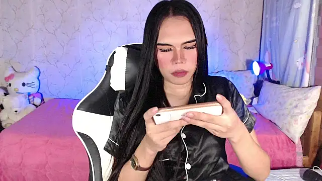 SweetSurrender_ webcam