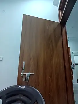 Webcam Model (Your-Sasha7)  is live.Free join now!