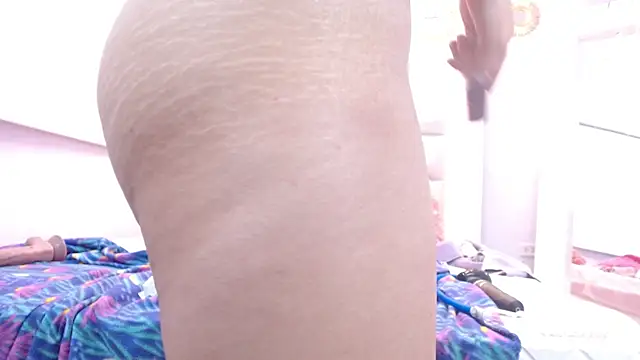 minene_mikami webcam