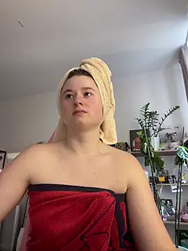 sweetest_pie - Sweetest_pie's free webcam - UK Sex Cams