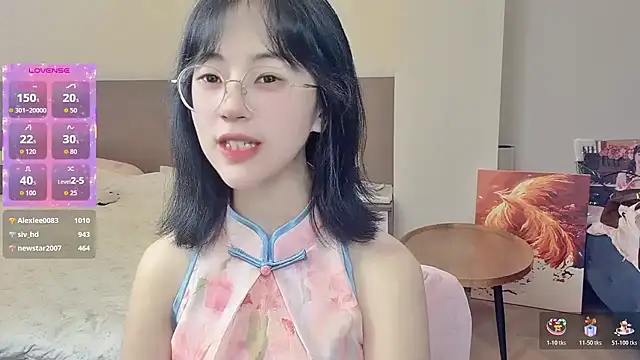 美女-ruoruo-在线直播