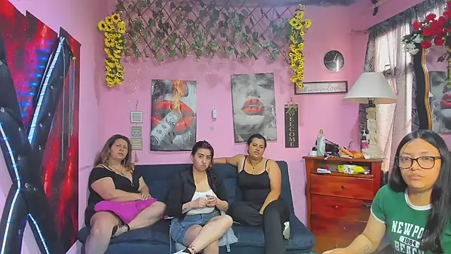 lesbiancuple webcam