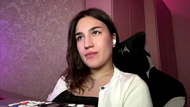 Mary_Nitherson webcam