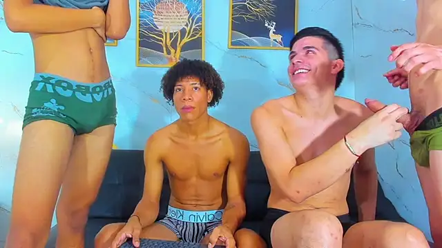 Spicy_guys webcam
