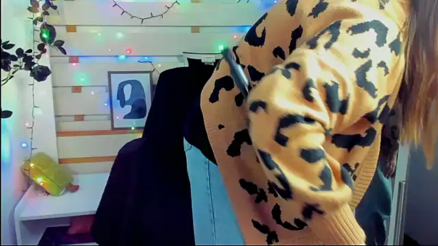 Josephine_Kiss webcam