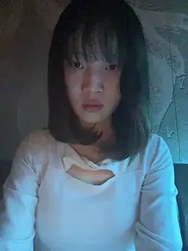 littleqiu live sex cam