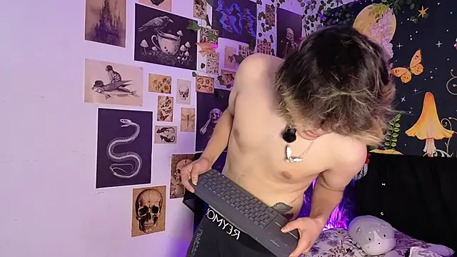 Noah_blackwood webcam