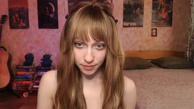 Friendly_Ellie webcam