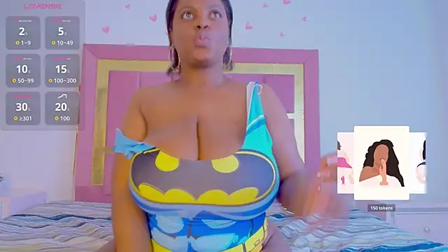 PenelopeBoobss webcam