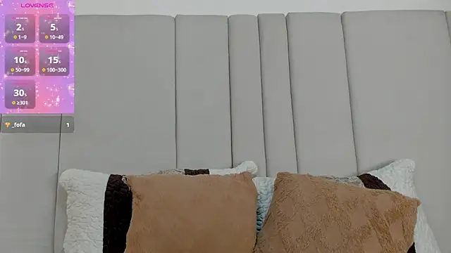 Victoria_Rosee webcam