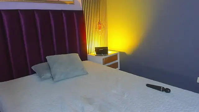 LauraAristizabal webcam