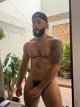 mike_savage3 (M young) - Put glow oil in my big muscles show